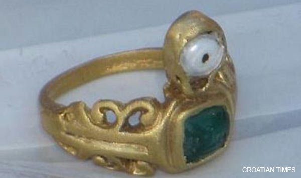 1800 year old ring and the evil eye